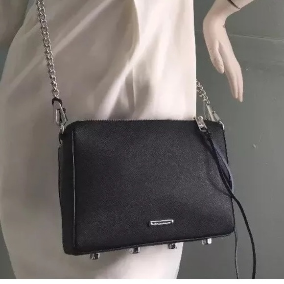 avery crossbody black